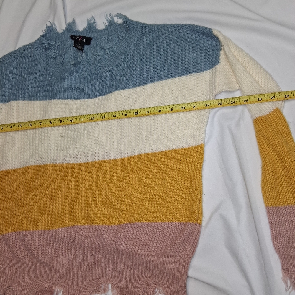 RUN WAY 7 women Size M Colorful Distressed Crew Neck Sweater - Picture 13 of 13